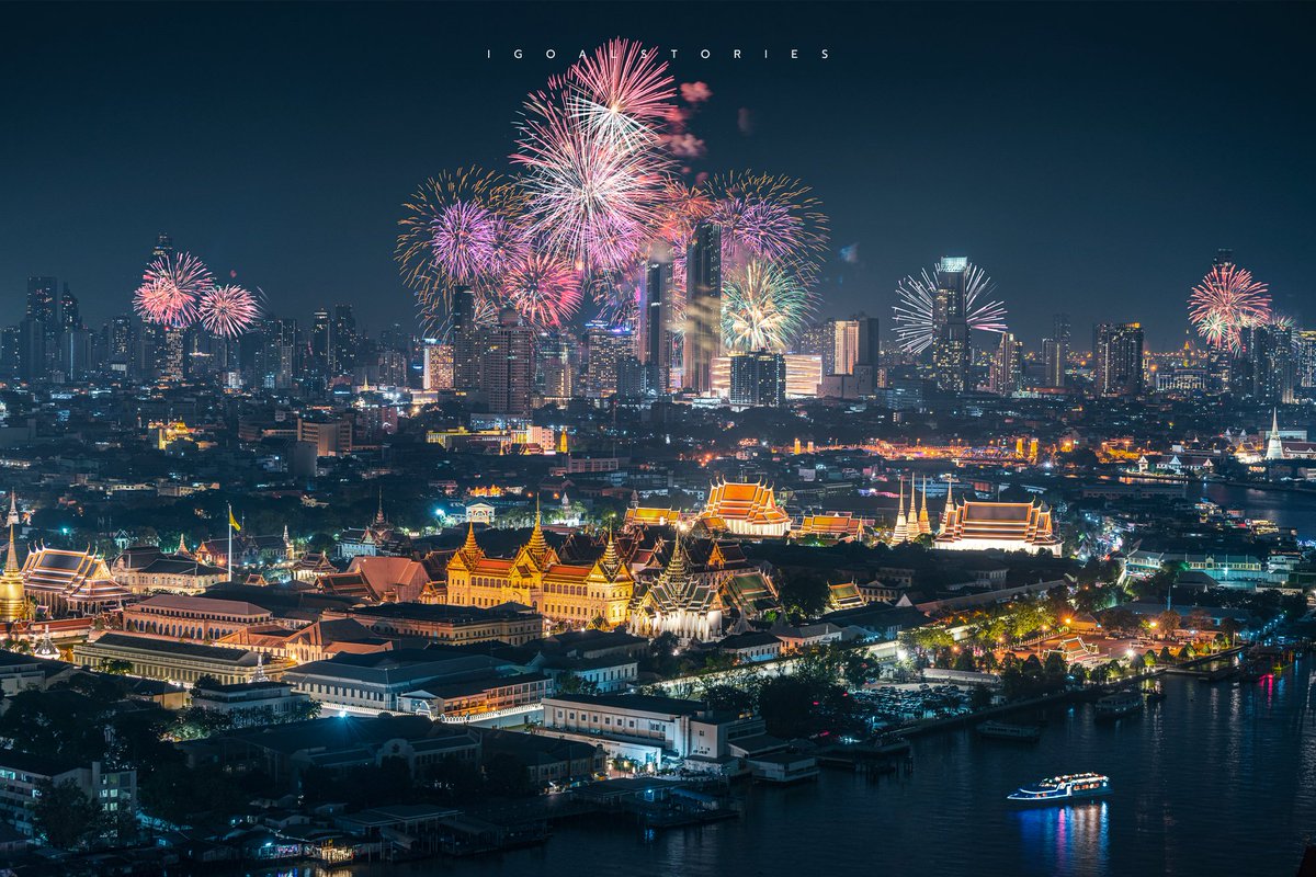 igoalstories's tweet photo. Thailand Happy new Year and Festival Firework around Bangkok Capital of Thailand.

เอาภาพพลุปีใหม่และเทศกาลต่าง ๆ ที่เคยถ่ายไว้มาฝากครับ สะสมจากหลายที่

มีความสุขมาก ๆ ครับทุกท่าน
#การท่องเที่ยวแห่งประเทศไทย #ททท #bangkok #thailand🇹🇭 #happynewyear https://t.co/AbeXrBOkQs