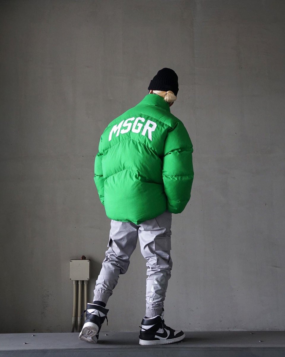 BoilFkc's tweet image. MSGR/STAND PUFF JACKET
シャリ感のある強度の高い軽量中綿ジャケットの着用感🙌
寒い時期はジャケット選びも重要
機能性だけでなくデザイン性の高いジャケットで周りと差がつきます🔥
↓web store↓
boil-fkc.com
#中綿ジャケット
#puffjacket
#福岡
#セレクトショップ