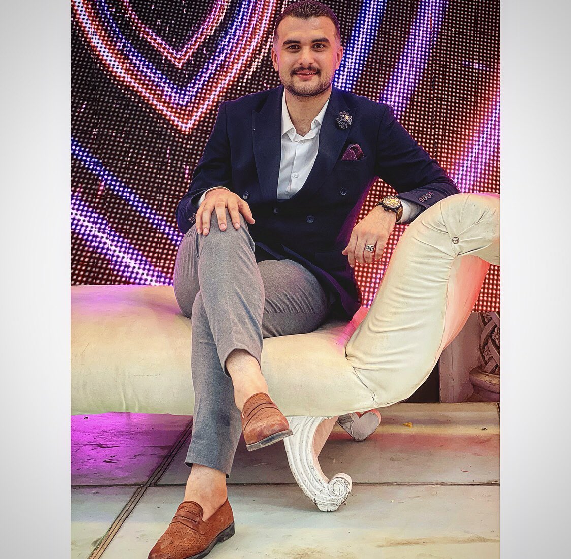 #وفي_كلً_مرهً_تظنً_باللهً_خيراً يكرمكً #بااكثرً_مماًً_تظنًً 🤍🤍⚖️