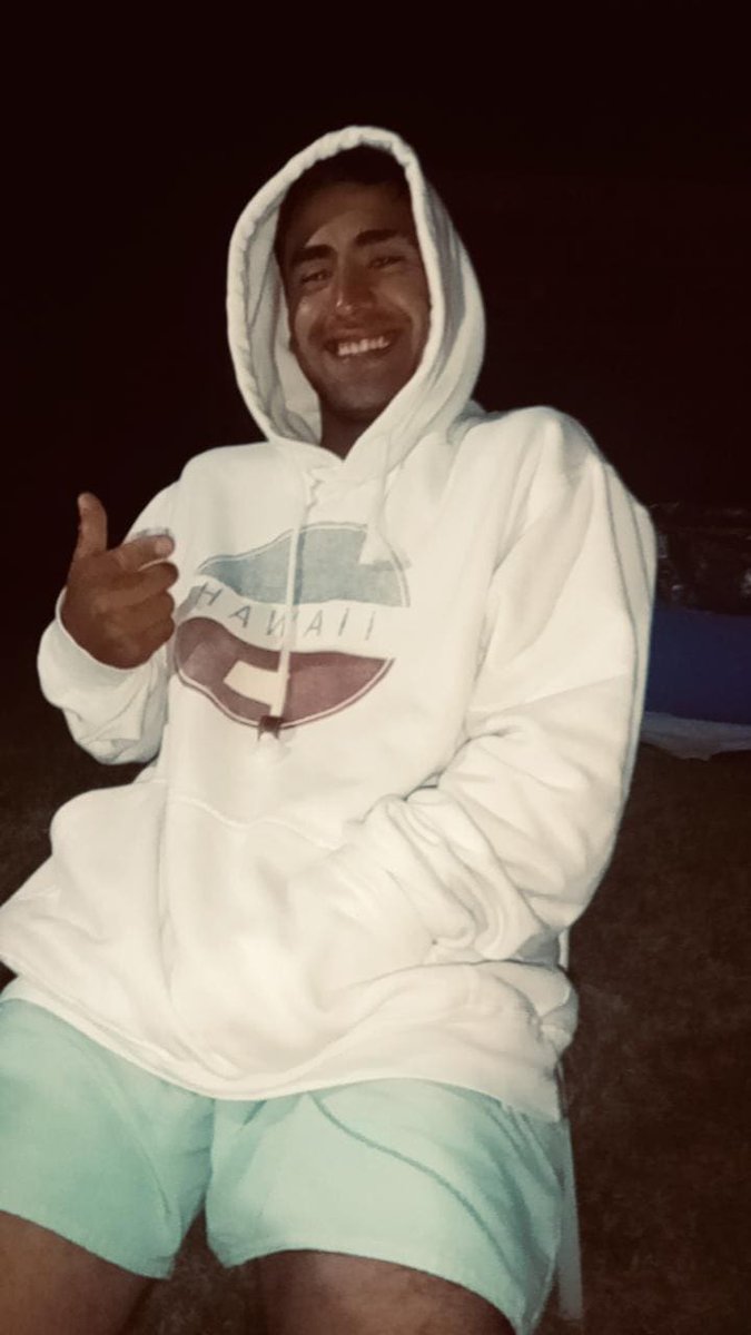 👽👽
