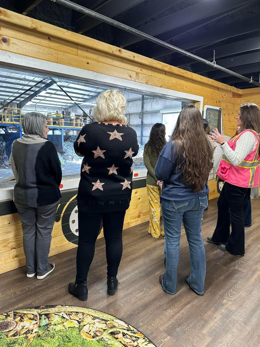 CCSWRD's tweet photo. Thank you to the Henderson/Chester County Chamber of Commerce Leadership Class for touring the West TN Regional Recycling Hub today! https://t.co/VgUxWFzupx