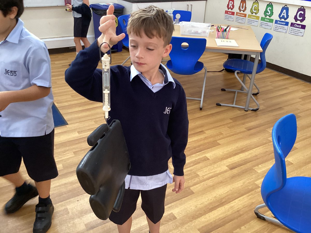 JESSJumeirahYR5's tweet photo. Investigating the force of different objects in our classroom. Weβre having lots of fun! #JESSJumScience #JESSJumRealLifeLearning #MayTheForceBeWithYou https://t.co/LCLCjzkSvG