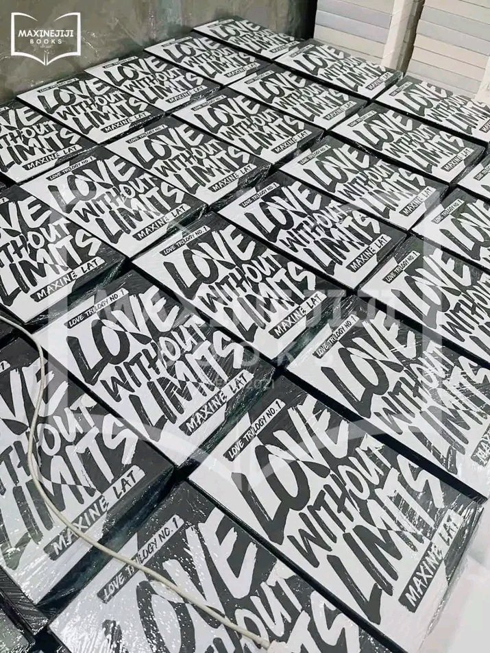 e_sweetescape's tweet photo. LWL EXCESS FOR SALE 🖤

price: 2,500 pesos 
Bnew and sealed 
Onhand and ready to ship 
(w/signed postcards+ bm+ totebag)
✓ can do reservation

Mop:gcash/ palawan 
Mod: j&amp;t/shopee check out https://t.co/YMVqFrE5t5