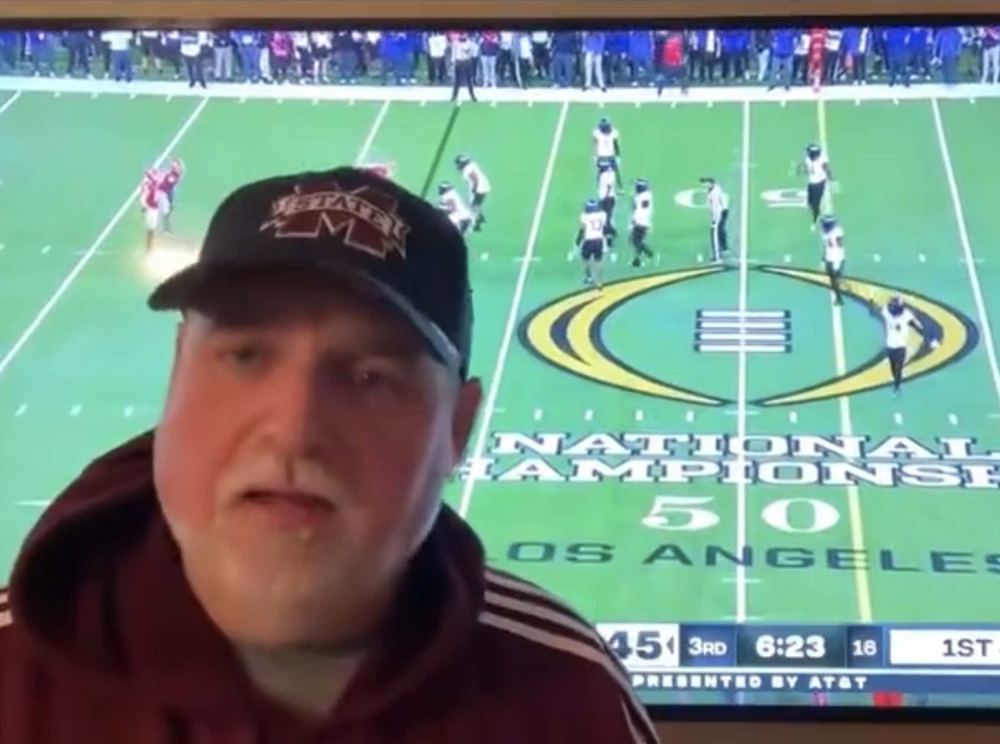 Barstool Sports on Twitter "New King of The South? Dude Goes Bonkers On The The Playoff