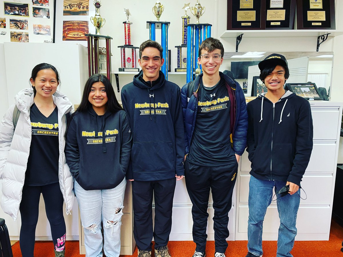 NPHS Strings tweet media