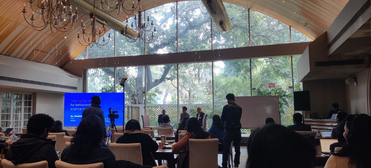 Day 1 of Disha ColLab starts with <a href="/_shekhar_menon_/">shekhar menon</a> and <a href="/makkifadi/">Dr. Fadi A. Makki</a> discussing novel ways in which behavioural science is progressing (from nudging at the FIFA WC) to Anemia <a href="/BusaraCenter/">Busara Center</a>