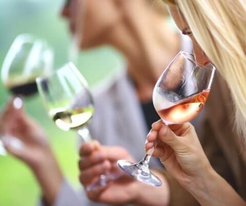 PerfectwinesWA's tweet photo. Learning about some wine tasting etiquette today can help you be more comfortable visiting a winery or wine shop for the first time. https://t.co/izZX8jGkIp
#organicwinerymargaretriver #veganaustralianwine #veganwineaustralian https://t.co/u3JAb3QZWN