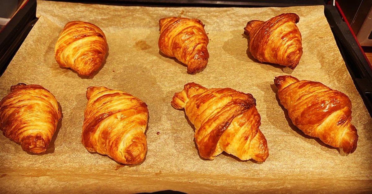 Francesca2022_'s tweet photo. クロワッサン

#Francesca #ﾌﾗﾝﾁｪｽｶ
 #パン #bread #食パン
#カンパーニュ #campagne
#バゲット #baguette #フランスパン　
#クロワッサン 
#鳥取県グルメ #鳥取県パン屋 
#山陰グルメ #山陰パン屋 
#米子市グルメ #米子市パン屋 
#パン屋開業予定 
#パン活 #パンスタグラム #ぱんすたぐらむ https://t.co/VzYrl32QlL