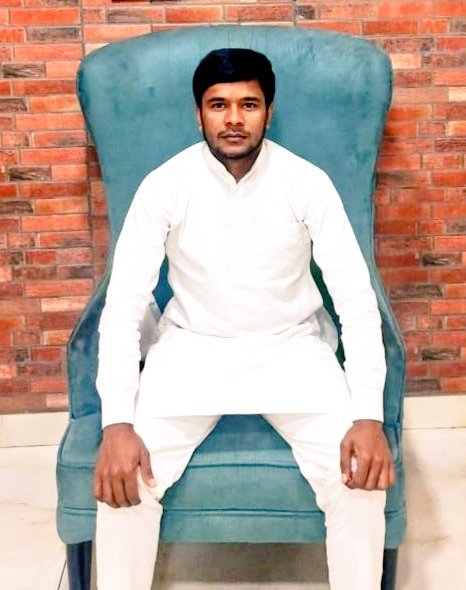 LeaderNishantCh's tweet photo. हकूमत दूसरों के दम पर तो कोई भी कर ले, जो अपने दम पर छा 😎 जाए, वो जाट हम है।

#JaatNishantChaudhary https://t.co/zQeWkTKlxz