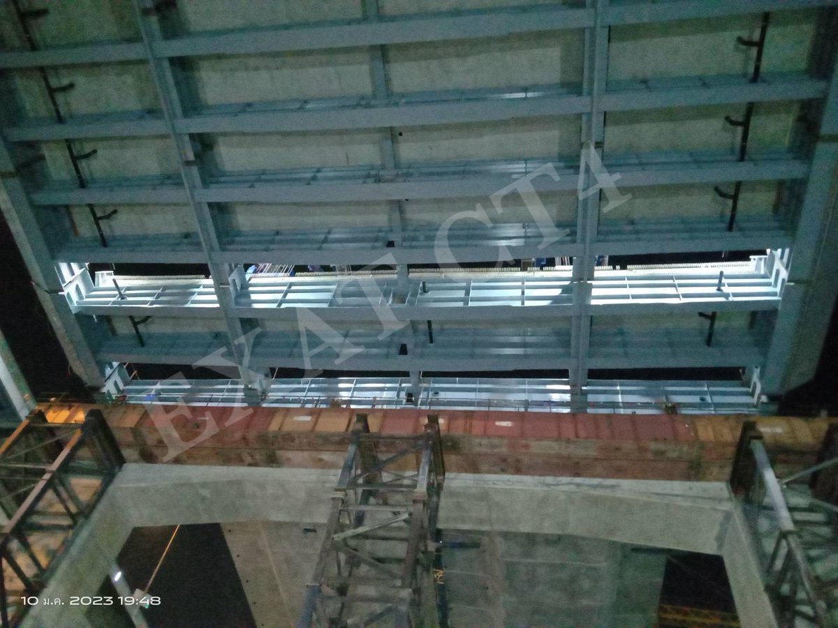 Rama3Ring's tweet photo. งานยกชิ้นส่วนพื้นสะพาน (Erection Steel Segment S2/Pier5) ณ ปัจจุบันคิดเป็น 93.25% ครับ👷🏗👷 #ช.การช่างห่วงใยใส่ใจสิ่งแวดล้อม #งานก่อสร้าง #ทางด่วน #เบี่ยงจราจร #exatrama3c4project https://t.co/7l3GF9SIM0