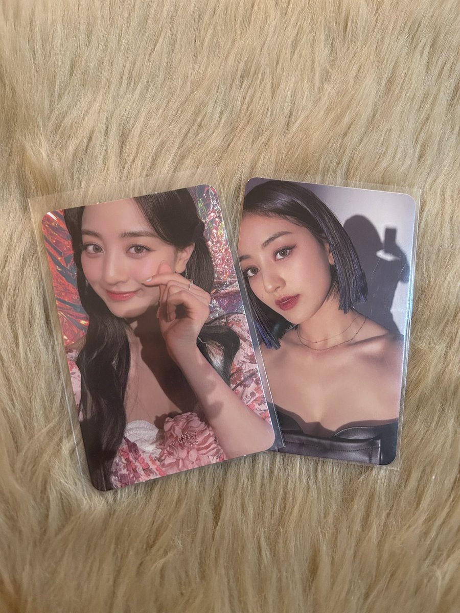 gyeohaul's tweet photo. — mail! 💌 from @bloshoms | #bloshomsfeedbacks

hellooo! jihyo fh pc is hereee. tysm for packing it well. thank you rin po sa free b1&amp;2 pc. 🥹🫶🏼 https://t.co/ndkrlFKQMk