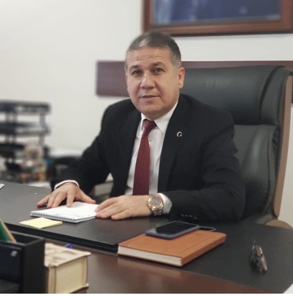 CemUmit33's tweet photo. Mersin Üniversitesi Rektörlüğüne atanan kıymetli hocamız Prof.Dr.Erol Yaşar Hocamızı şahsım ve MTSO 13.Grup adına tebrik eder üstün başarılarının devamını dileriz.Hayırlı uğurlu olsun. https://t.co/juByvQbIXT