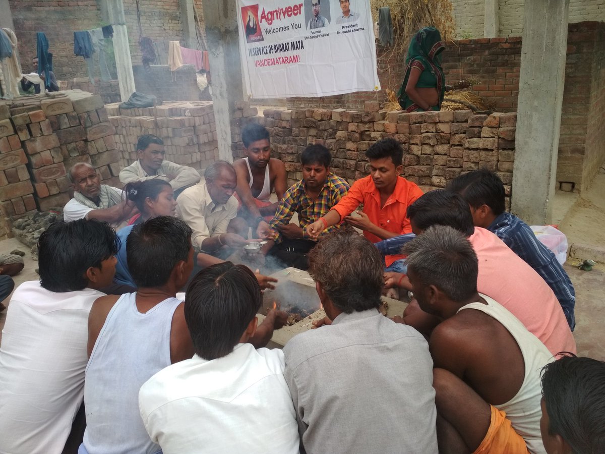 agniveer's tweet photo. 50+ villages of East UP have been visited by @Agniveer with #HinduEktaYajna &amp; #JaneuForAll. Converts have been brought back. Casteists have been taught lessons. We need to reach more villages as problem is getting worse day by day. Support our fight 🙏🏻 https://t.co/zP5nHrDGMt