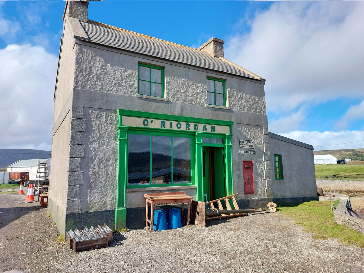 purteenharbour's tweet photo. We were delighted &amp; excited to be 1 of the film sets in #bansheesofinisherin &amp; to hear it has won 3 #GoldenGlobes is amazing. We are so proud to see our little harbour looking wonderful on the big screen 🎬 @achilltourism @MayoDotIE @Banshees_Movie @Failte_Ireland @TourismIreland https://t.co/X0WYggFzso