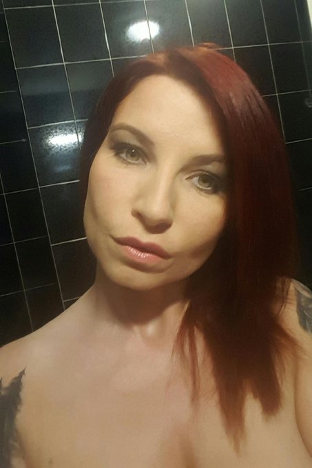Belle journ&eacute;e 💋💖 https://t.co/hIVrHEhP3y