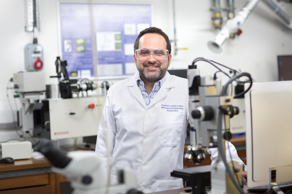 ImperialMechEng's tweet photo. Professor Daniele Dini was awarded the Tribology Silver Medal by the @IMechE. The Silver Medal is a national award in recognition of an exceptionally meritorious contribution to the science and technology of tribology:
https://t.co/UL9cZDl3mC https://t.co/r1ad9EboU7