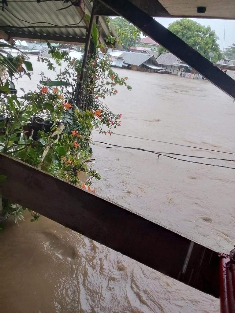 Povee12's tweet photo. Rain fall Againππ
Jan. 11,2023.ccto
#PrayforMisOcc
#ZamboangaCity https://t.co/rv1XaW556D