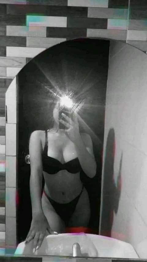 mo mandi bareng gak ?