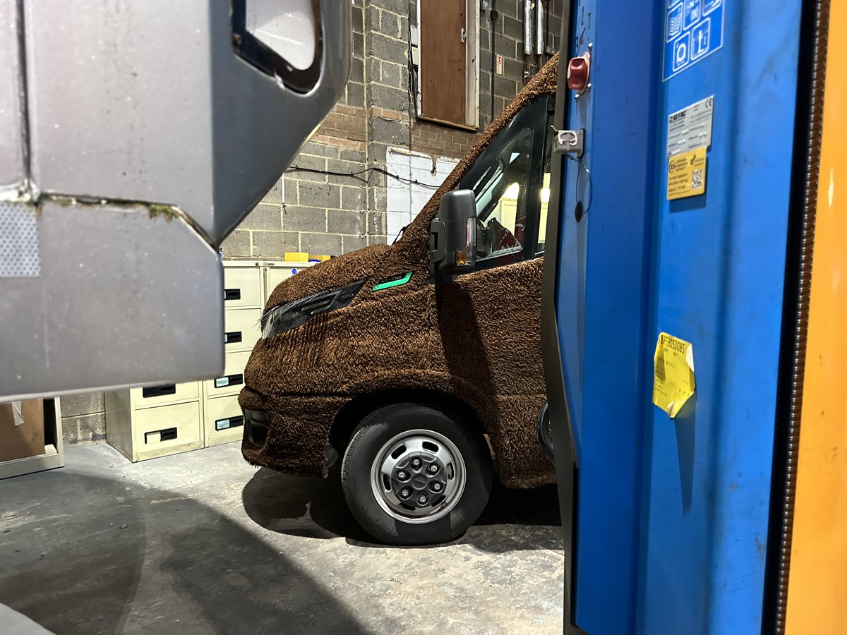 IVECOUK's tweet photo. Look what we found asleep in the garage... It's the #IVECO Daily #Chammoth! This vehicle completed a 2,100-mile tour of the UK on CNG while highlighting the strength and agility of the Daily van.

Find out more about the IVECO Natural Gas products here: https://t.co/Qf8tt8hKXi https://t.co/1oW3TpHsJj