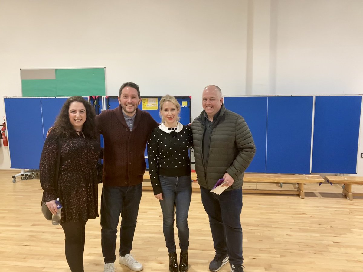 JeannieCroft's tweet photo. Thankyou so much @RonJichardson @LucyABeaumont @JasonManford for giving their time for a fantastic comedy gig to raise lots of money to help local children. It was a really great night, what an incredible thing to do in these difficult times ❤️ https://t.co/hHAYkPVRr9