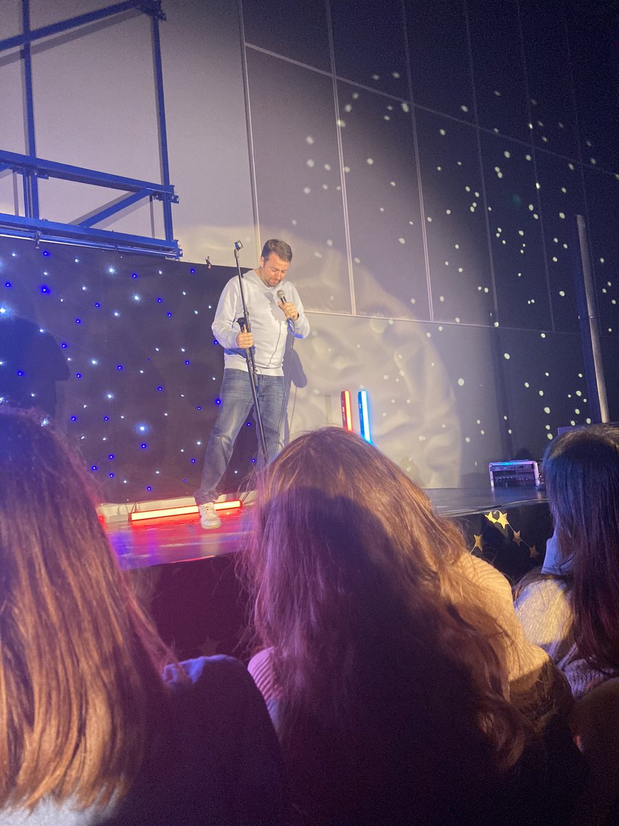 JeannieCroft's tweet photo. Thankyou so much @RonJichardson @LucyABeaumont @JasonManford for giving their time for a fantastic comedy gig to raise lots of money to help local children. It was a really great night, what an incredible thing to do in these difficult times ❤️ https://t.co/hHAYkPVRr9