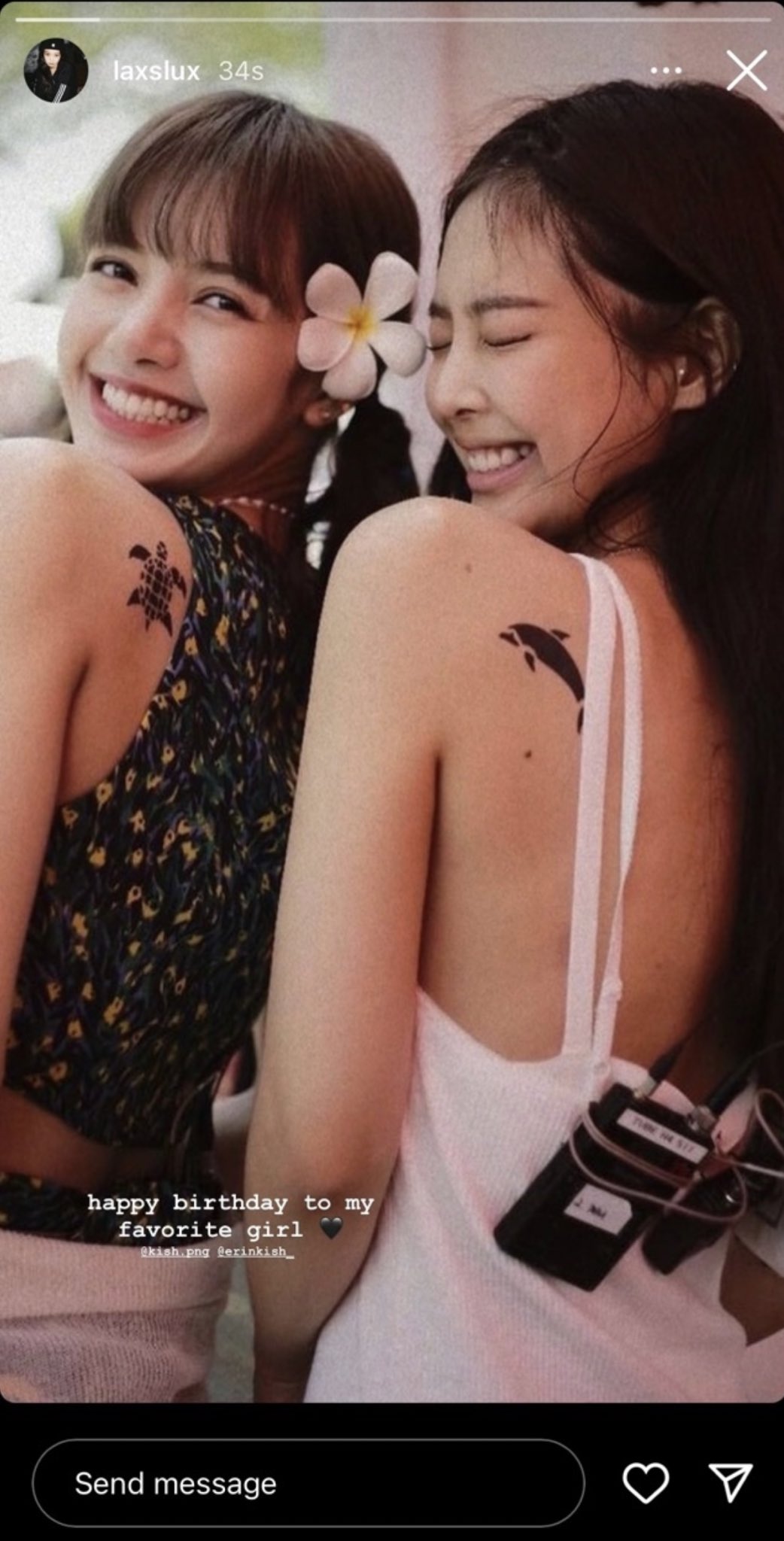 on Twitter "93 — in between kisses, a jenlisa au https//t.co