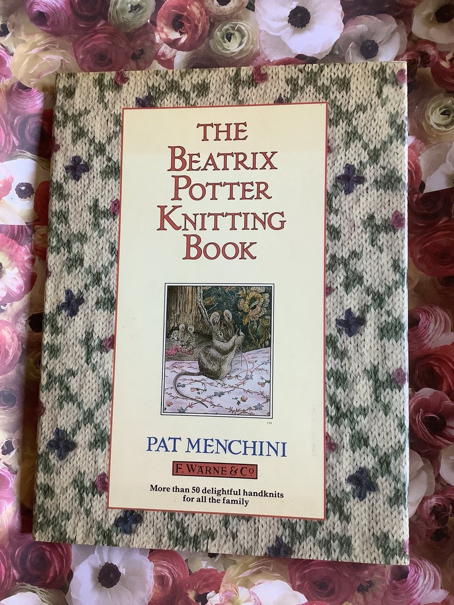 WatsonsVintage's tweet photo. NEW LISTING There are some WONDERFUL #Knits in this FABULOUS #Book in my #etsyshop STUNNING #Vintage #1987 ‘The Beatrix Potter Knitting Book by #PatMenchini Over 50 Fabulous Beatrix Potter Hand Knits For All The Family https://t.co/j2blE8ix0j #BeatrixPotterKnittingBook #FunKnits https://t.co/2Y614rqXMy