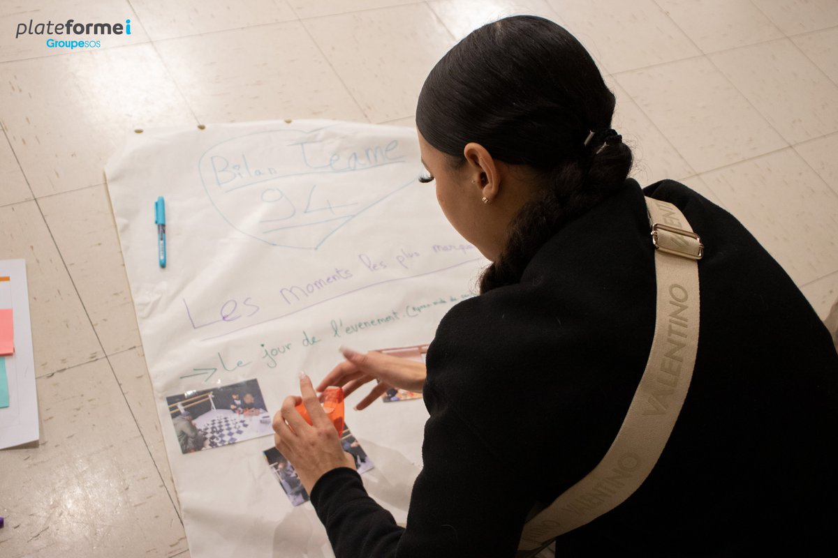 Plateforme i tweet media