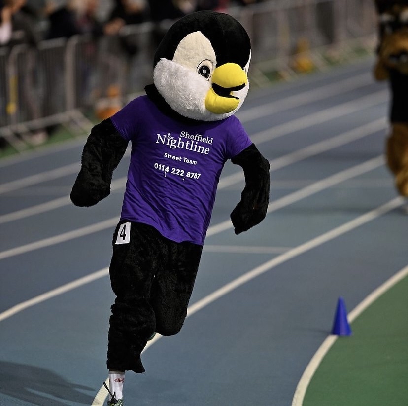 BUCSsport's tweet photo. Brian the Lion and friends return to Sheffield to compete in aid of the @dannyporterf ❤️

Entries are now open! Click below to donate and enter the most competitive race of the year 🦁👀

#BUCSNat10nals | @BUCSLion