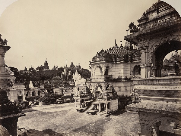 BL_VisualArts's tweet photo. The Motisah Temple from the north-east terrace, Satrunjaya, 1868. 📷Sykes and Dwyer. Now on display
@CSMVSmumbai
@inBritish
#csmvs100
#IndiaUKTogether
#SeasonofCulture
#EarlyPhotographyandArchaeologyinWesternIndia https://t.co/axHEMor1Cy