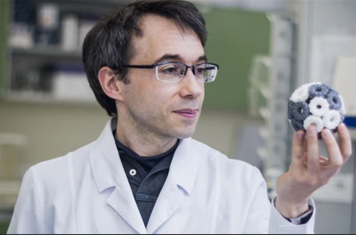 durham_uni's tweet photo. World-leading #bionanoscience researcher Professor Jonathan Heddle is set to join Durham University thanks to a prestigious Leverhulme International Professorship award. Read more: https://t.co/3R2uJxnf1Z
@HeddleLab @LeverhulmeTrust https://t.co/X2KqL5Y7Yn