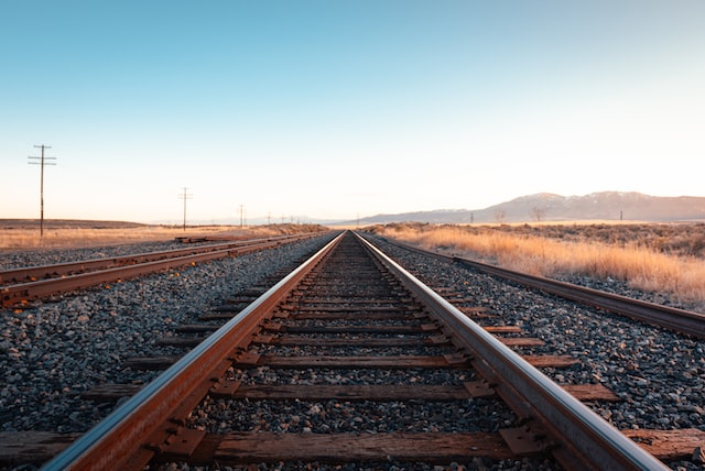 CislToscana's tweet photo. Officine ferroviarie #Osmannoro verso l’eutanasia. Sciopero e presidio @FitCislToscana venerdì 13/1 a Firenze contro il lento svuotamento che le decisioni di #Trenitalia prefigurano. Si perdono posti di lavoro e uno storico ruolo strategico.
https://t.co/XDByweSqL9 https://t.co/OEPfjmIXNp