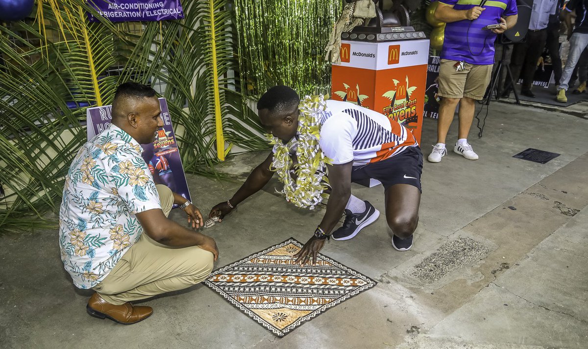 cinjera's tweet photo. Really Humbled and Honoured unveiling my plaque on the walk of fame at Sigatoka. Asante Sana @fijicoralcoast7s https://t.co/fcROy4NI4b