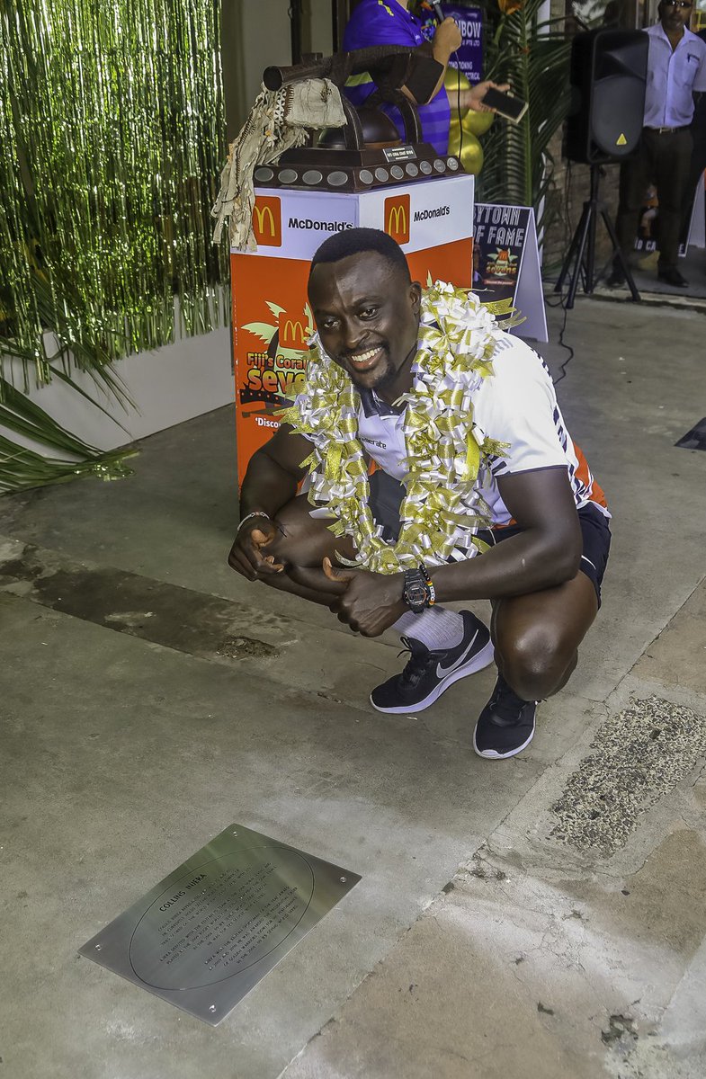 cinjera's tweet photo. Really Humbled and Honoured unveiling my plaque on the walk of fame at Sigatoka. Asante Sana @fijicoralcoast7s https://t.co/fcROy4NI4b