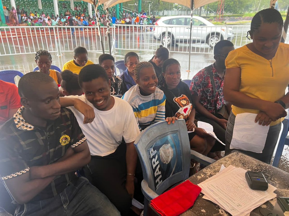 UtaziJay's tweet photo. We must commend the efforts of @C2HFoundation in ensuring people get their PVCs in Enugu.

These guys worked under the sun and in the rain during the registration period and now they’re going out of their way to assist people get their cards.

God bless you guys. Daalụ nụ rinne https://t.co/9FmiqcqkTE