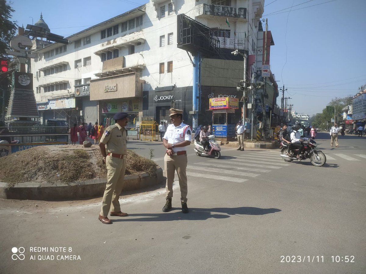 Charminar Traffic PS tweet media