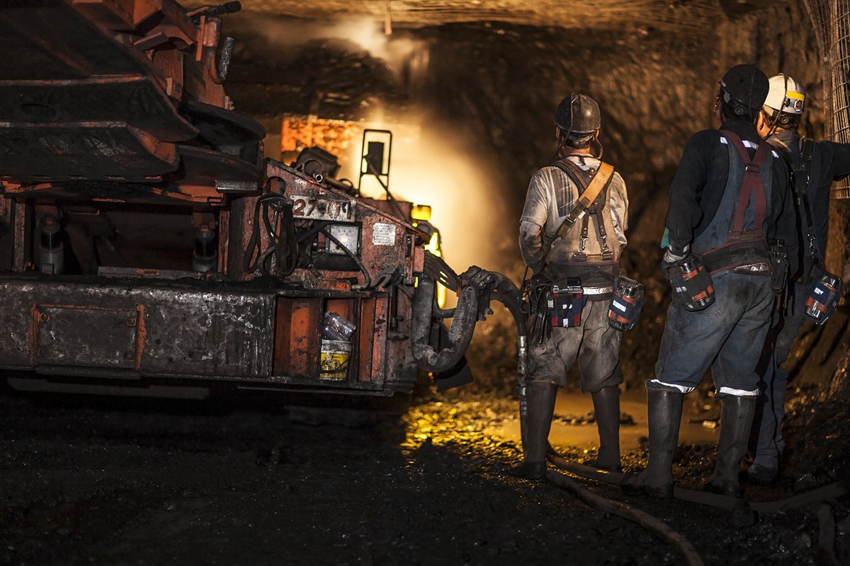 After years of uncertainty on December 21, 2022 #SouthAfrica's @DMRE_ZA gazetted, put into law, Level 9 #vehicleintervention controls for #collisionavoidance in both surface &amp; underground #mining. Operators now have to comply or potentially seek exemptions bit.ly/3Xkx7zJ