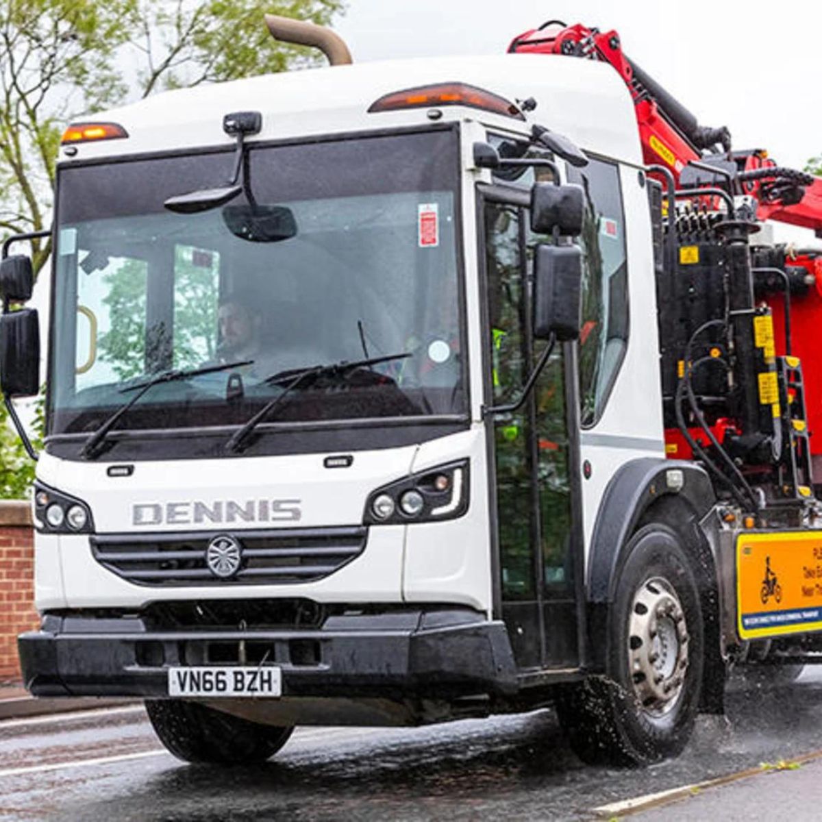 DellnerGlass's tweet photo. From pneumatically controlled powered entrance doors to rear double doors, cab doors and cab windows,  our products are used in many commercial vehicles from road sweepers and refuse vehicles, to plant vehicles and welfare vehicles.  

#railglass #transportglass #busandcoach https://t.co/TeGhGDvykV