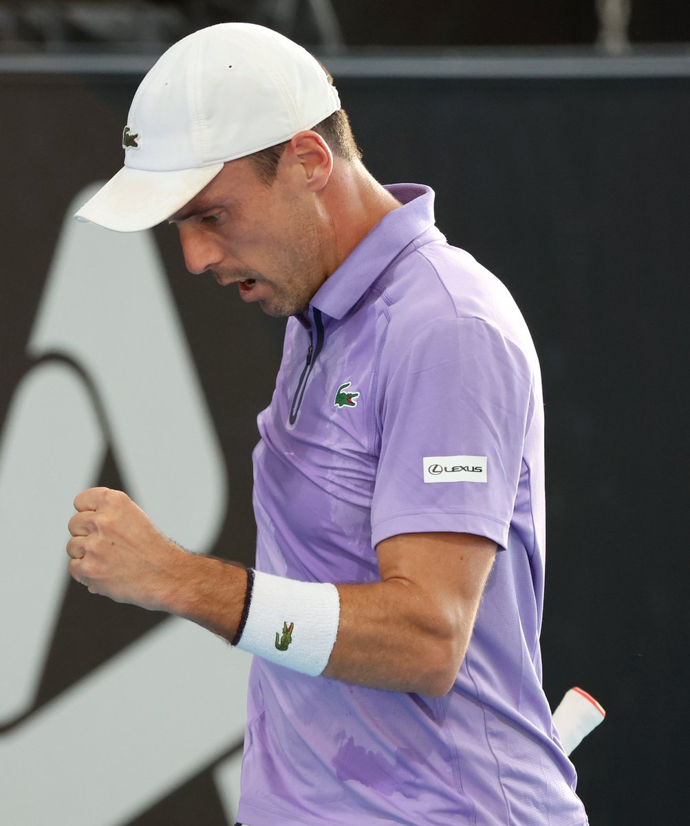 No. 4 seed @BautistaAgut 🇪🇸 is into the quarterfinals following his victory over [LL] Haase. Final score: 6-3 3-6 6-3 #AdelaideTennis