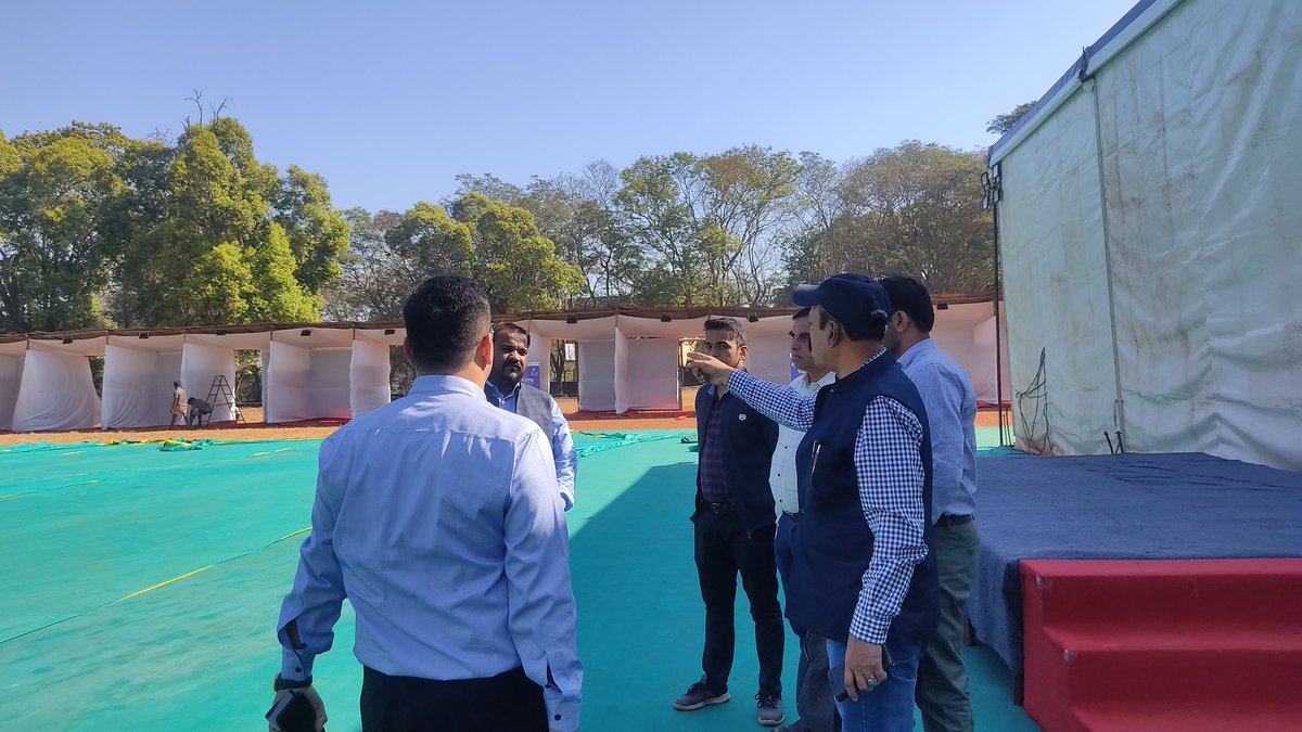 MYBharatHQ's tweet photo. A day before the National Youth Festival in 2023 begins in Dharwad, Karnataka, here are some sneak peeks of the Yuva Kriti event venue.

For more info visit: https://t.co/LJlGUU9tCq

#NationalYouthFestival #NYKSYouthFestival #Youth https://t.co/2wh9tjqSAe