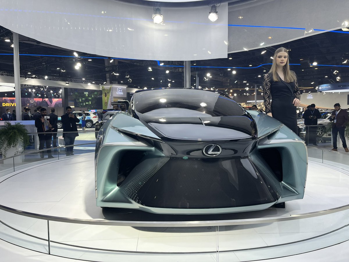 Reporter_indian's tweet photo. डिज़ाइन के मामले में लेक्सस का कोई जवाब नहीं
Lexus concept car, LF-30

#AutoExpo2023 #lexusLF30 https://t.co/yJe8fShYwD