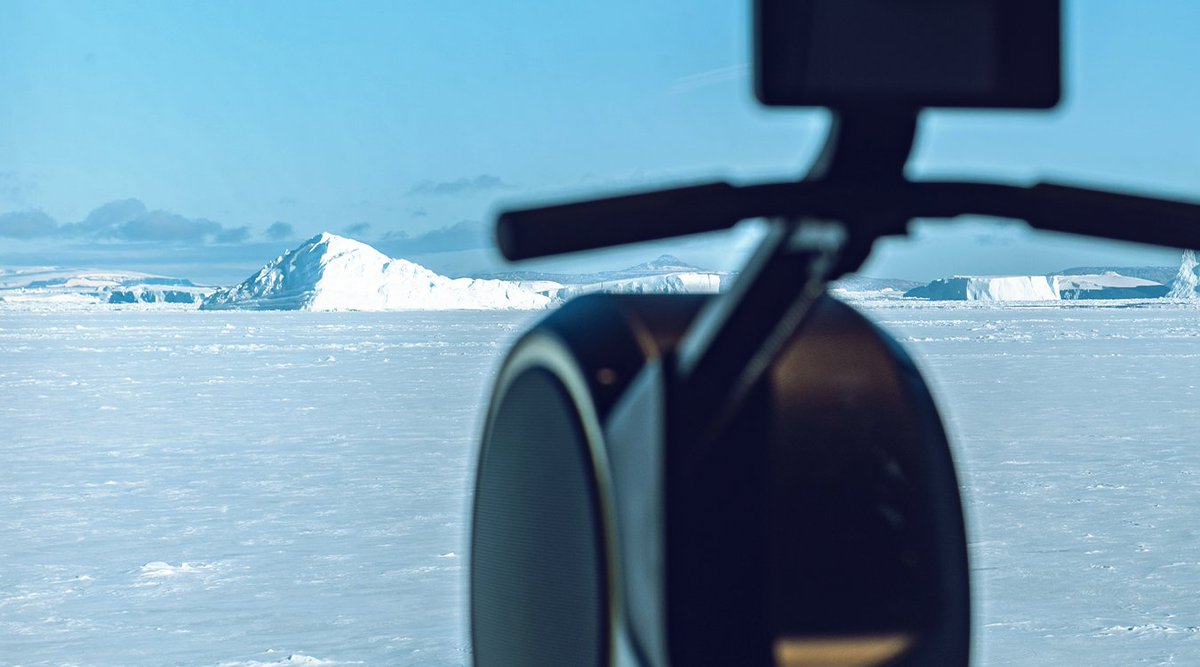 ponant_EN's tweet photo. Le #CommandantCharcot allows guests to enjoy a workout in a unique setting. They can enjoy the benefits of yoga, Pilates or meditation thanks to a variety of equipment, with the horizon of the poles as the only limit. #cruise
📸©PONANT- Julien Fabro, JC Pieri, Gilles Trillard https://t.co/X9JQRnxanX