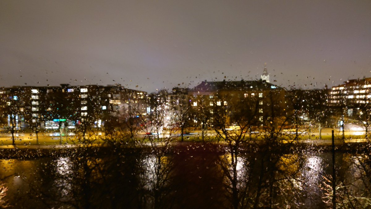 LisavonSteijern's tweet photo. A new day with rain,rain,rain....
#malmö
#photofrommyheart https://t.co/YIc90YgbsF