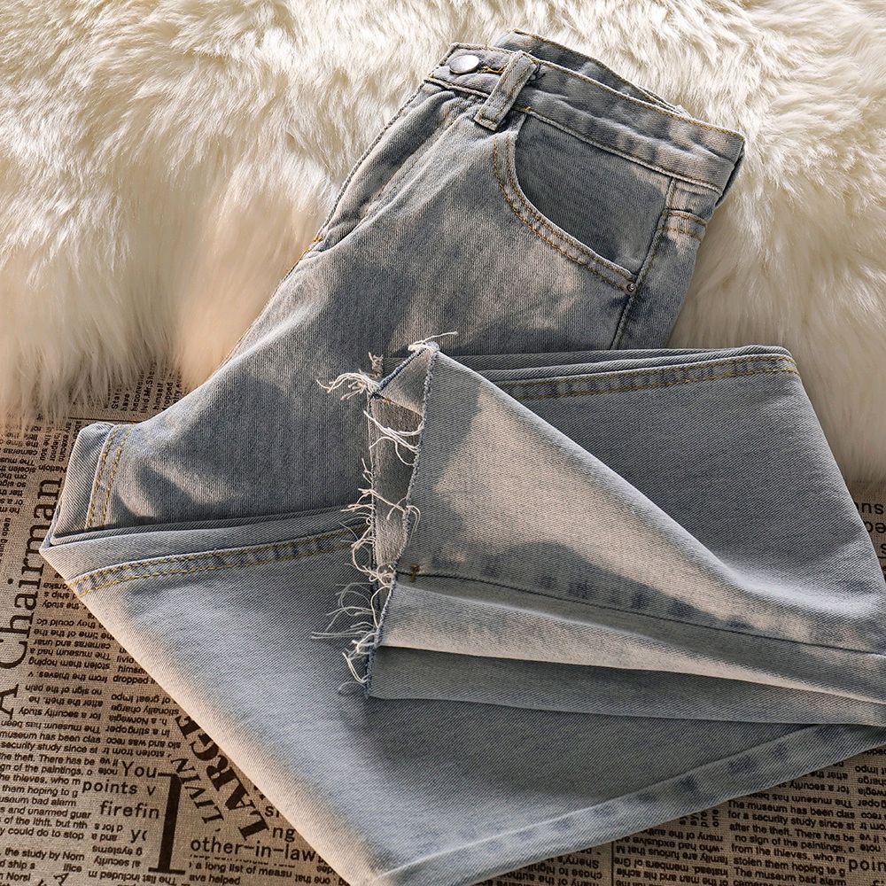diahphita's tweet photo. Cek Celana Jeans Longgar Wanita Pinggang Tinggi Biru Muda Korea Dapatkan di Shopee sekarang! https://t.co/y93vhpWbeO https://t.co/mPFCs2RYzx