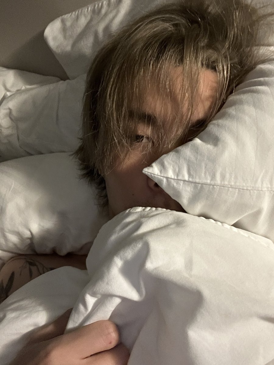 hyjethereal's tweet photo. he wants me to go crazy so bad https://t.co/RdKHxfMsBN