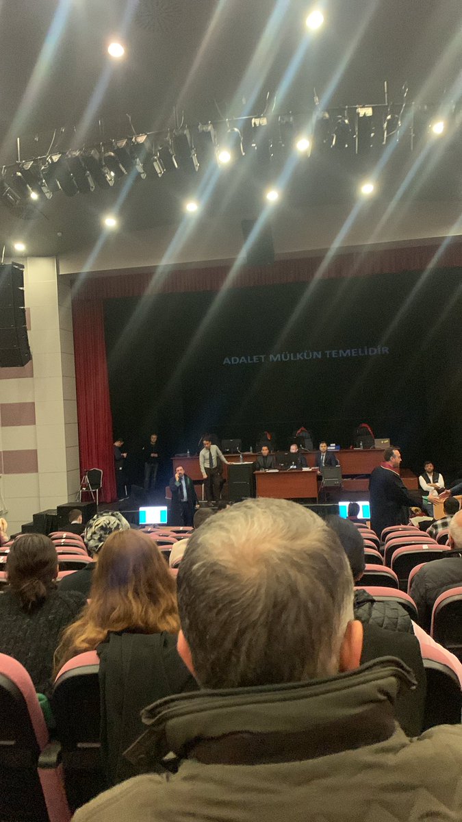 CHPCorluGenc's tweet photo. #ÇorluTrenKatliamı davasının 12. duruşması bugün görülüyor.
CHP Çorlu Gençlik Kolları olarak İlçe Örgütümüz ile beraber katılım sağladık. 
Sorumluların, ihmali olanların tamamı yargılanıp hak ettikleri cezaları alana kadar mücadeleye devam edeceğiz! 
#ÇorluİçinAdalet https://t.co/wqliXVivD5