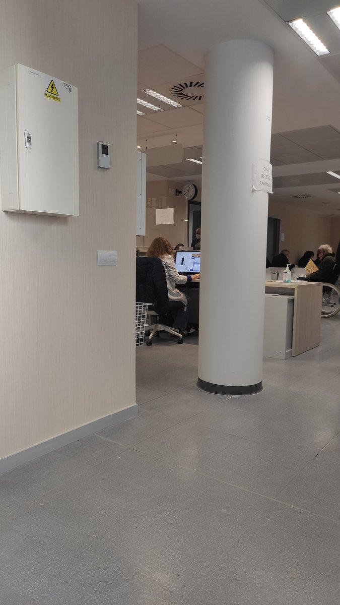 jhonpy1's tweet photo. @DiarioSanitari0 @CSIFCLM Si en vez de telecomprar se estuviera trabajando.... https://t.co/x0m2cGTBql