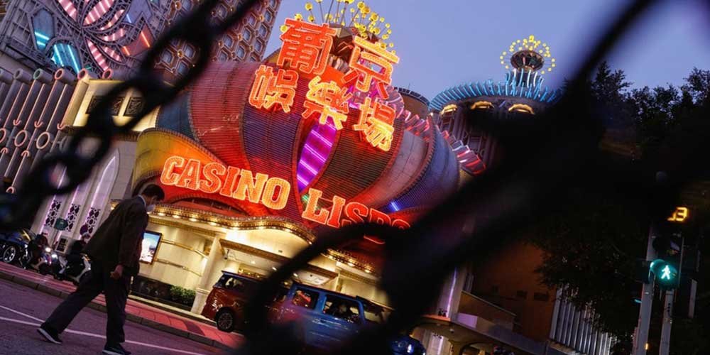 Macau Begins New Normal as Chinese Casino Enclave Reopens

Read more here: 

