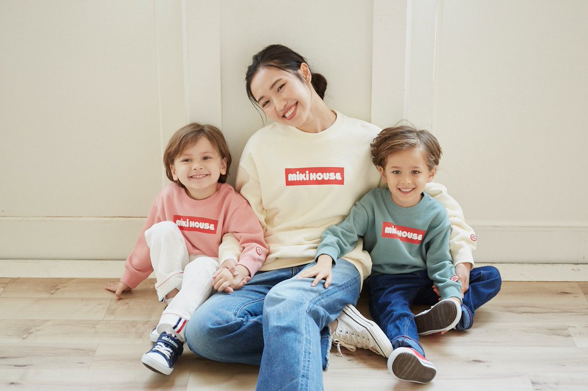 mikihouse_sdgs's tweet photo. ミキハウス妊娠出産子育てマガジンで募集した
2023年赤ちゃんとやってみたい夢投稿、
ご紹介します♪

赤ちゃんとリンクコーデしたいなあ💗
家族全員で手形・足形を取りたい😍
おしゃべりできるようになってきた娘と、たくさん「女子会」開きたい🍨

夢がぜ～んぶ叶いますように！
#ミキハウスSDGs https://t.co/g7MDXu9DhN