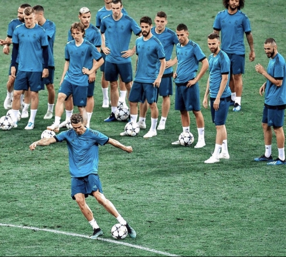 The CR7 Timeline. tweet media